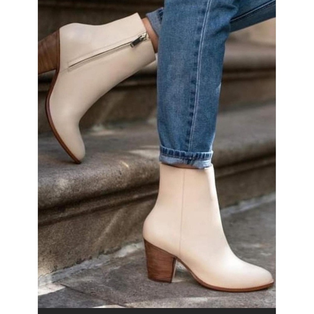 Thursday Boot Co. Daisy Leather Ankle Boots Beige Cream Stacked Block Heel 8.5